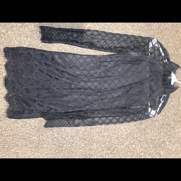Black Vintage Short Laced Dress. - Picture 2 of 5